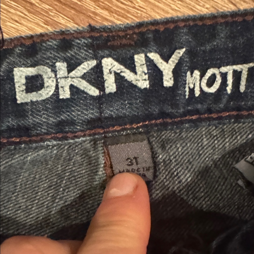 DKNY Denim Jeans - Picture 3 of 3